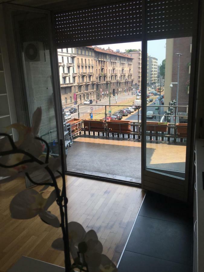 Rio Central M3 Sondrio E Stazione Centrale Milan Luaran gambar